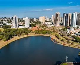 Imagem de um dia bonito e ensolarado em Campo Grande, MS