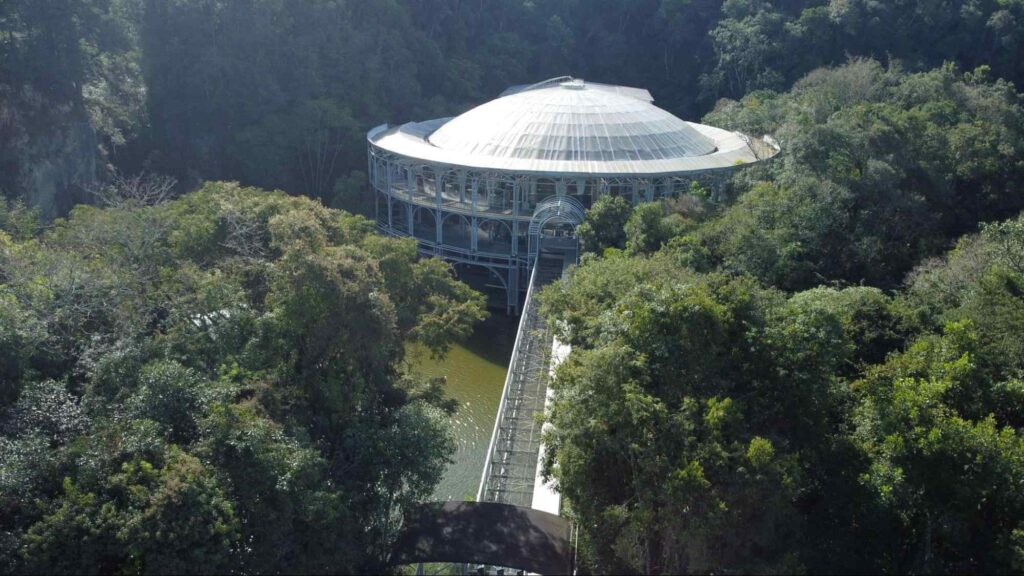 Pontos turísticos Curitiba - ópera de arame