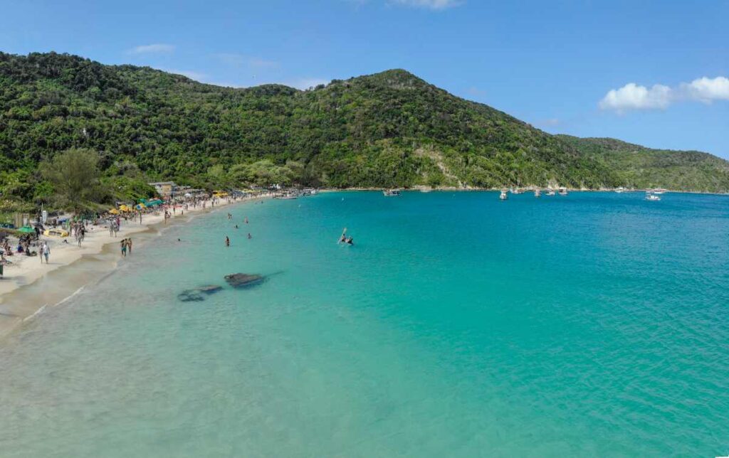 Praia do Forno em Arraial do Cabo